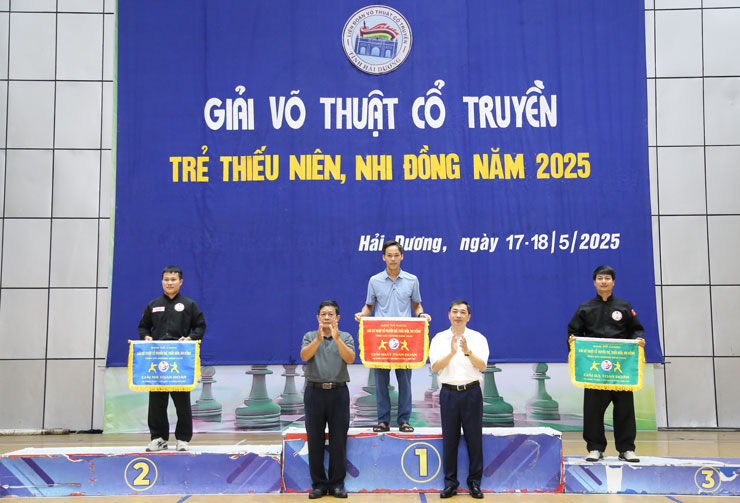 GiaiVothuat182025-6.jpg